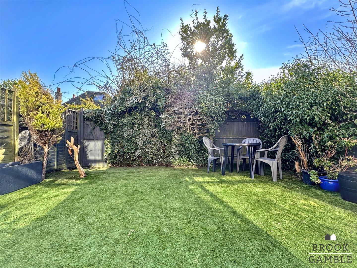 3 Bedroom House. Upperton Road in Eastbourne,  12